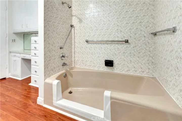 16 Via Castilla A, Laguna Woods, California 92637