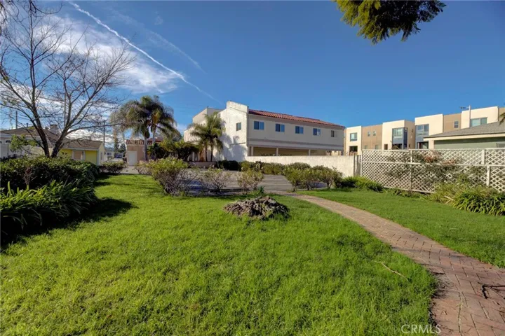 25200 Narbonne Avenue, Lomita, California 90717