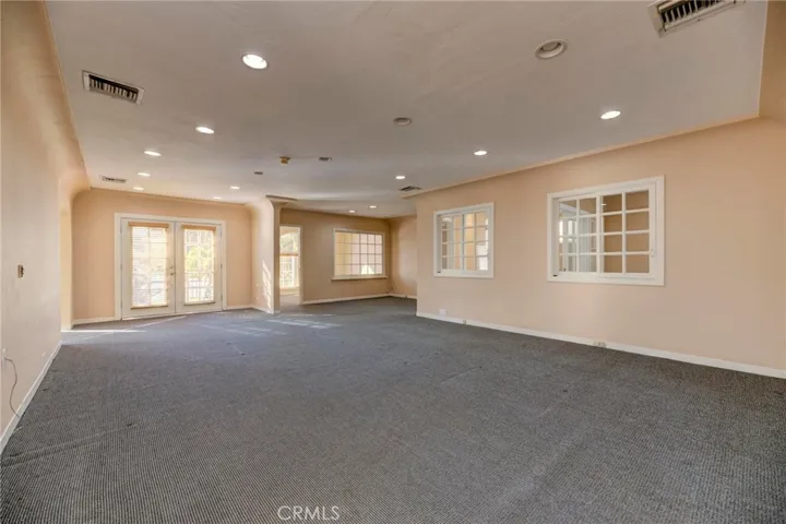 25200 Narbonne Avenue, Lomita, California 90717