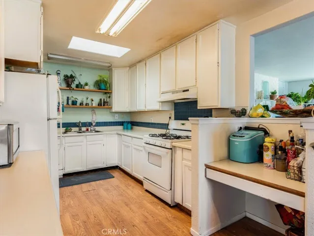 161 Del Sur Way, San Luis Obispo, California 93405