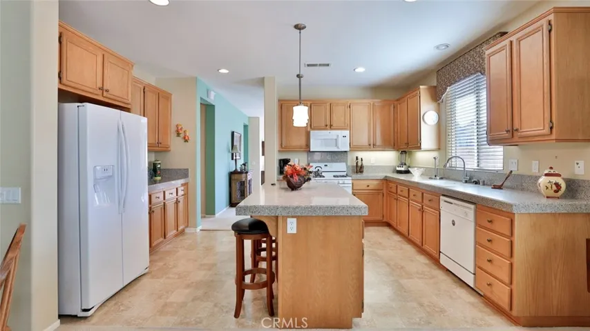 8096 Mickelson Way, Hemet, California 92545