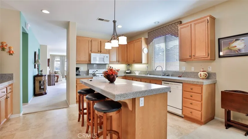 8096 Mickelson Way, Hemet, California 92545