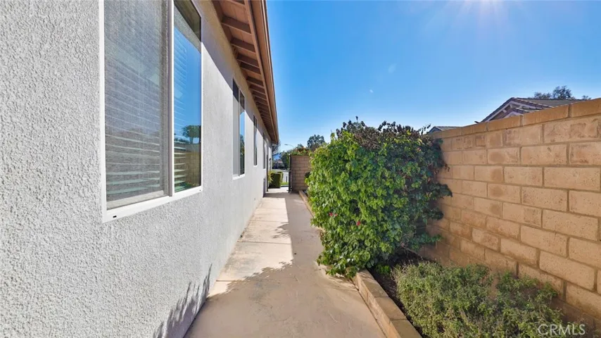 8096 Mickelson Way, Hemet, California 92545