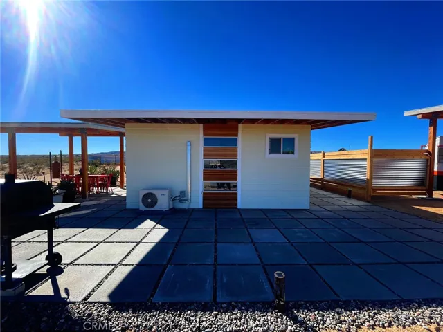 4755 Dusty Mile Road, Landers, California 92285
