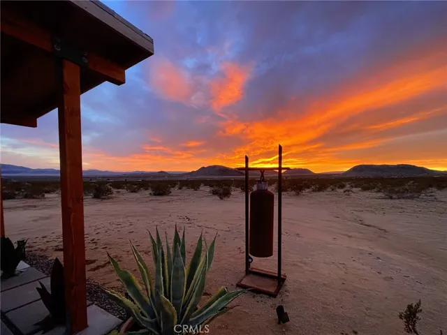 4755 Dusty Mile Road, Landers, California 92285