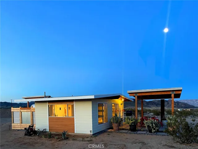 4755 Dusty Mile Road, Landers, California 92285