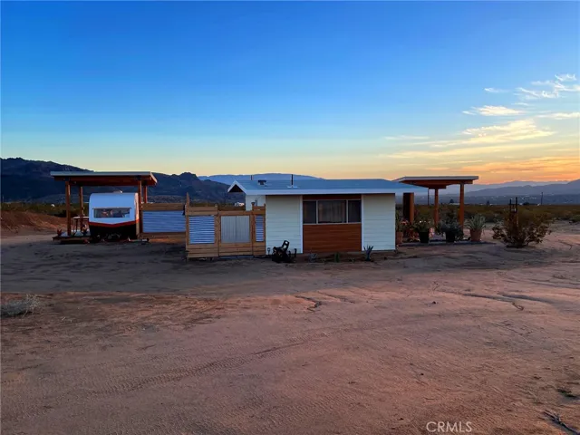 4755 Dusty Mile Road, Landers, California 92285