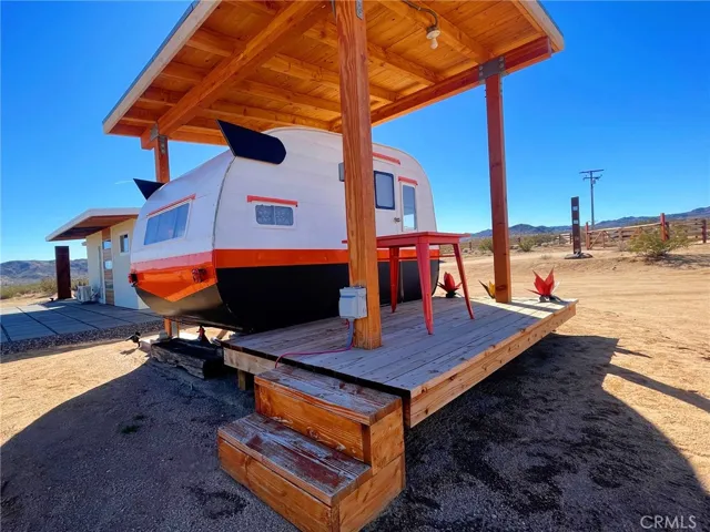 4755 Dusty Mile Road, Landers, California 92285