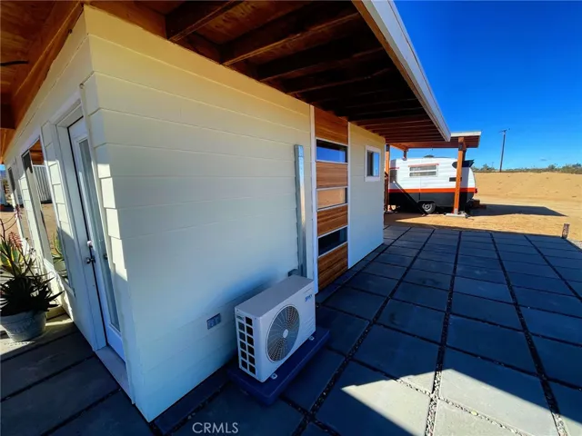 4755 Dusty Mile Road, Landers, California 92285