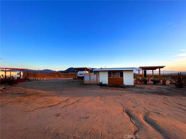 4755 Dusty Mile Road, Landers, California 92285