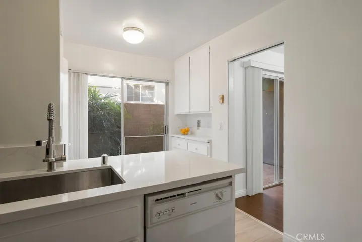 Dishwasher included in kitchen