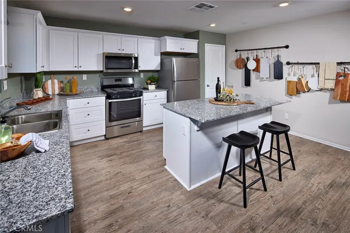 1445 Caprice Court, Hemet, California 92543