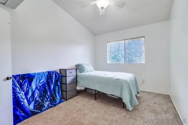 9075 Calle Lucia, Lakeside, California 92040