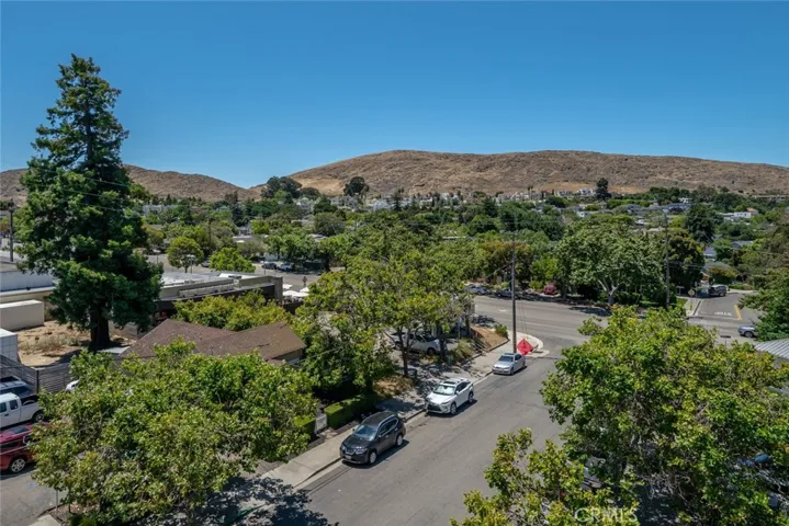 2475 Victoria Avenue 405, San Luis Obispo, California 93401