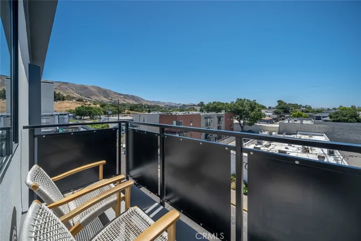 2475 Victoria Avenue 405, San Luis Obispo, California 93401