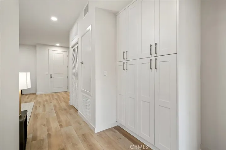 2475 Victoria Avenue 402, San Luis Obispo, California 93401