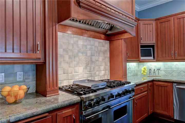 Six burner Viking stove and ovens.