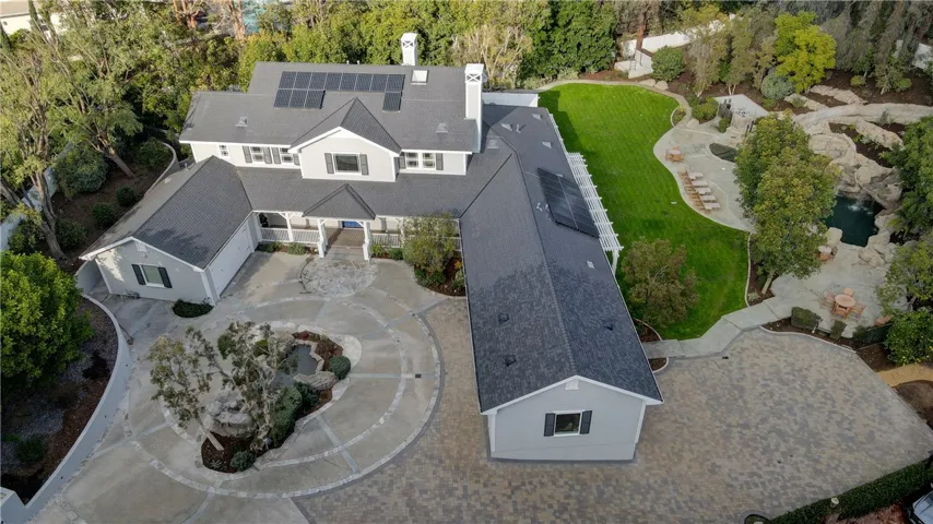 Note the many solar panels.