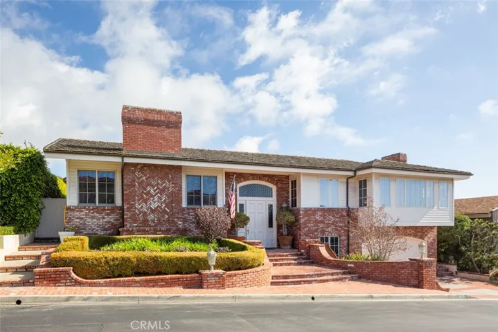 838 Emerald Bay, Laguna Beach, California 92651