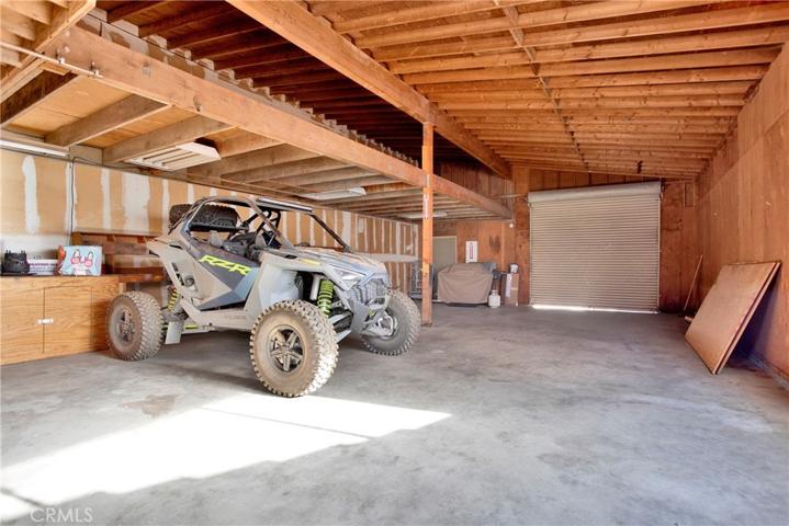 17455 La Junta Street, Hesperia, California 92345