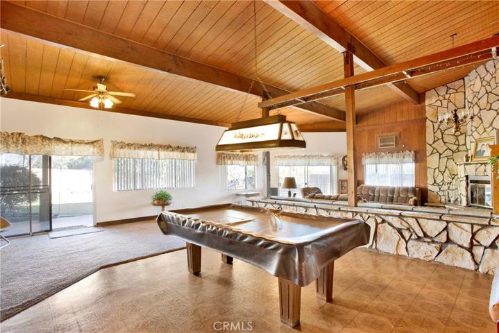 17455 La Junta Street, Hesperia, California 92345