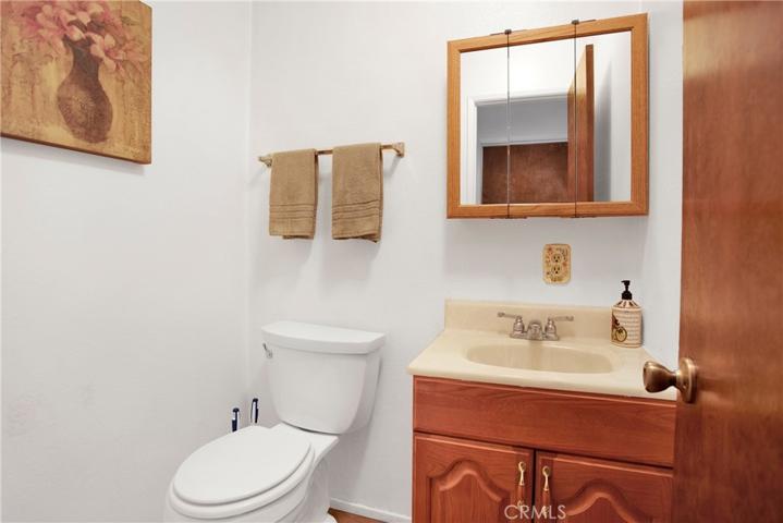 17455 La Junta Street, Hesperia, California 92345