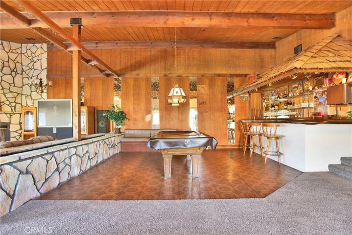 17455 La Junta Street, Hesperia, California 92345