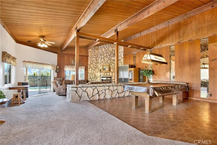 17455 La Junta Street, Hesperia, California 92345