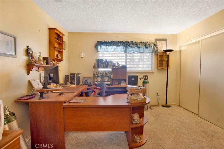 17455 La Junta Street, Hesperia, California 92345