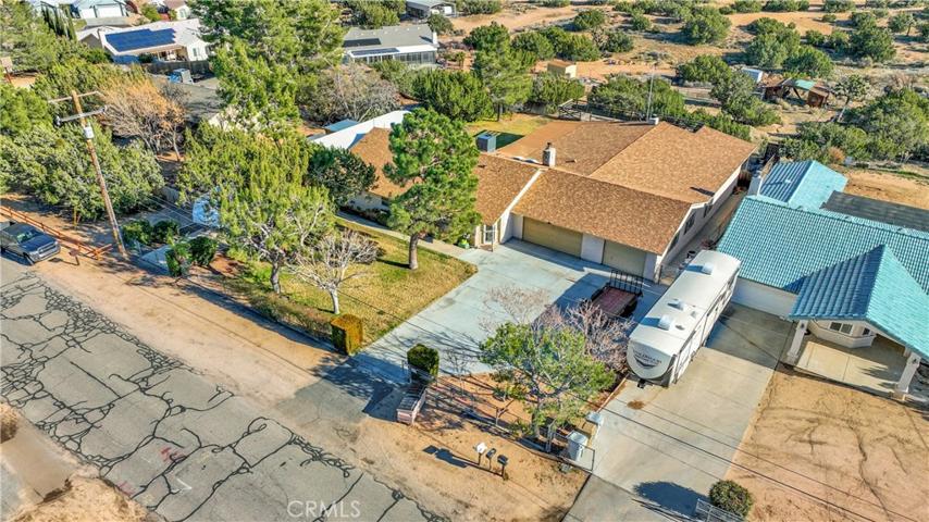 17455 La Junta Street, Hesperia, California 92345