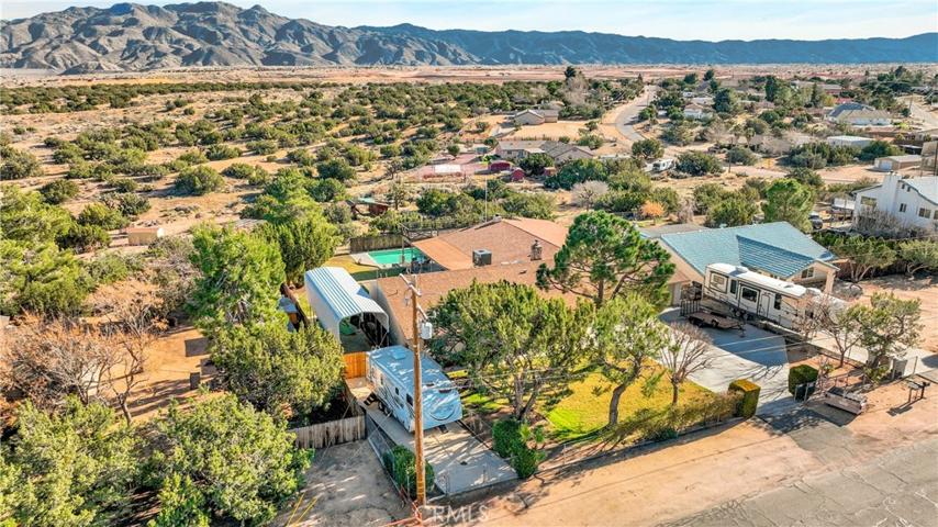 17455 La Junta Street, Hesperia, California 92345