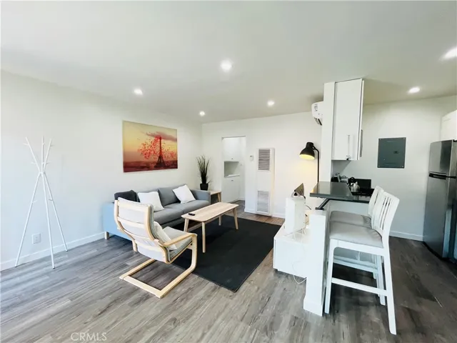 3864 Inglewood Boulevard 2, Mar Vista, California 90066