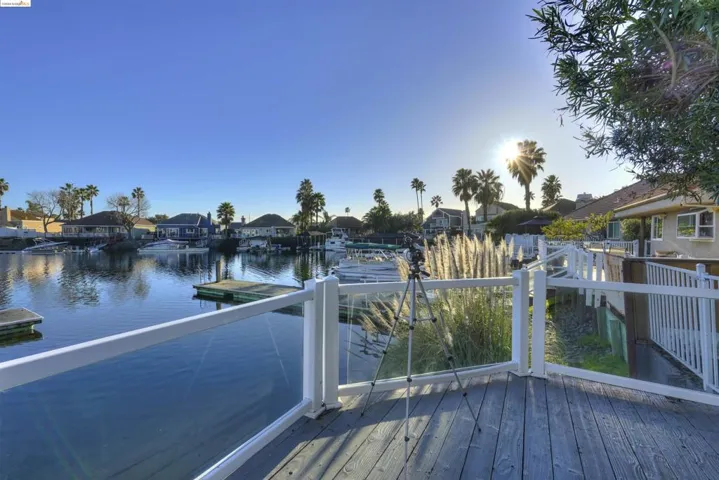 1741 Surfside Pl, Discovery Bay, California 94505