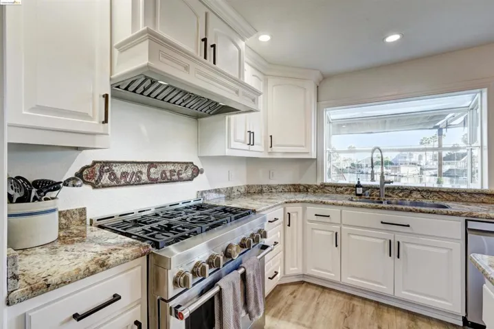 1741 Surfside Pl, Discovery Bay, California 94505