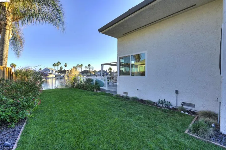 1741 Surfside Pl, Discovery Bay, California 94505