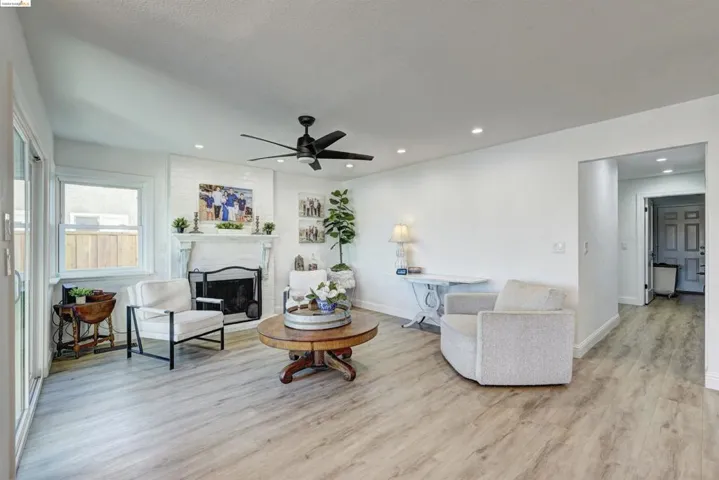 1741 Surfside Pl, Discovery Bay, California 94505