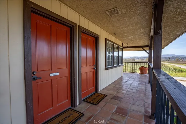 1450 Wild Horse Winery Court, Templeton, California 93465