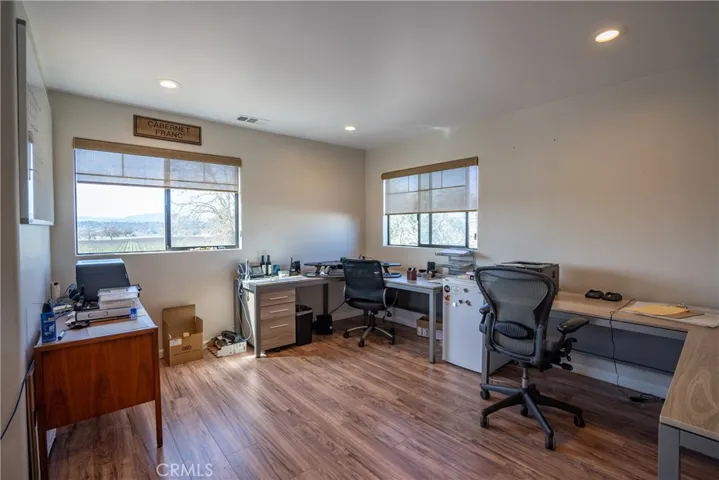 1450 Wild Horse Winery Court, Templeton, California 93465