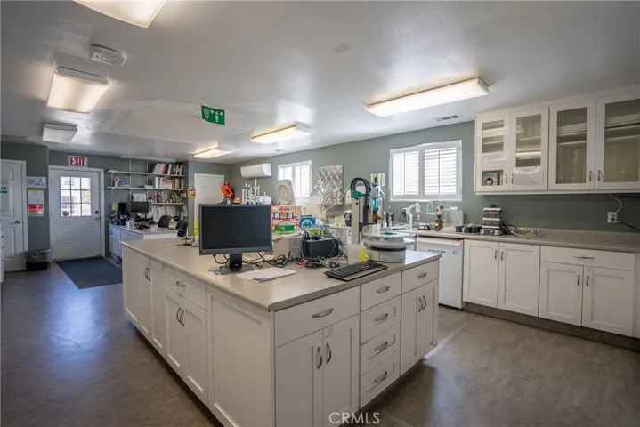 1450 Wild Horse Winery Court, Templeton, California 93465