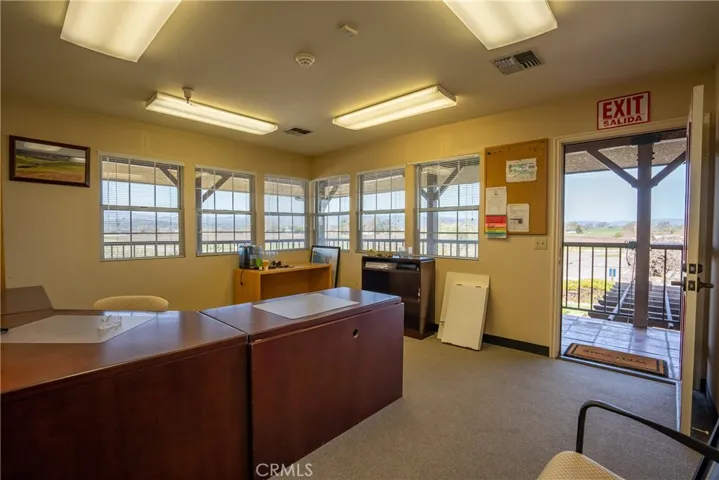 1450 Wild Horse Winery Court, Templeton, California 93465