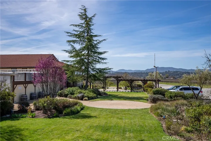 1450 Wild Horse Winery Court, Templeton, California 93465