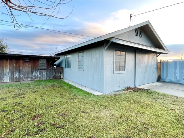 1077 Barney Street, Merced, California 95340