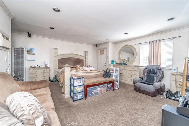 644 E 118th Place, Los Angeles, California 90059