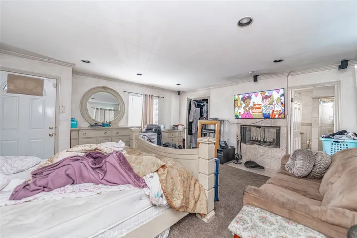 644 E 118th Place, Los Angeles, California 90059