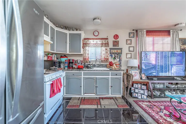 644 E 118th Place, Los Angeles, California 90059