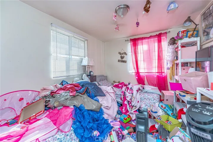644 E 118th Place, Los Angeles, California 90059