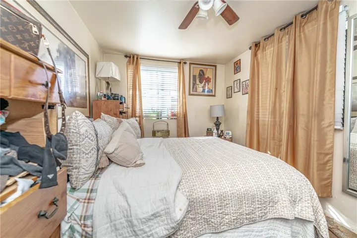 644 E 118th Place, Los Angeles, California 90059