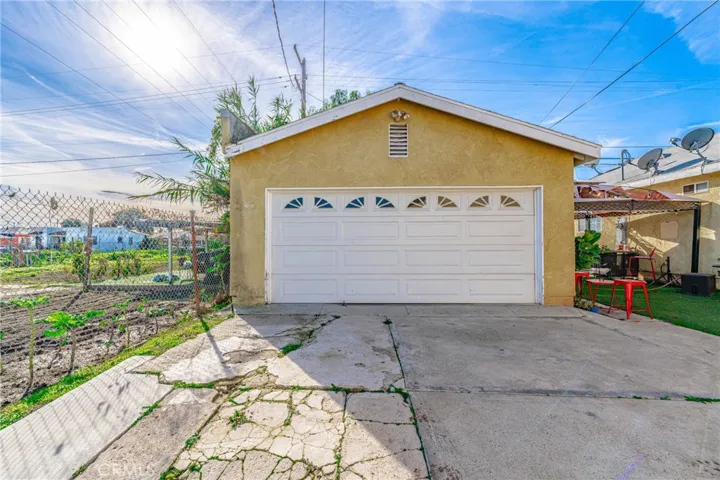644 E 118th Place, Los Angeles, California 90059