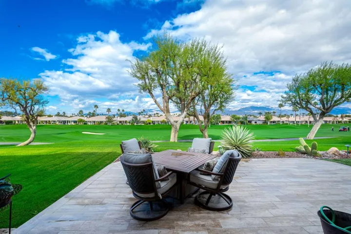 Ext patio