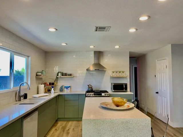Santa Cruz kitchen 3